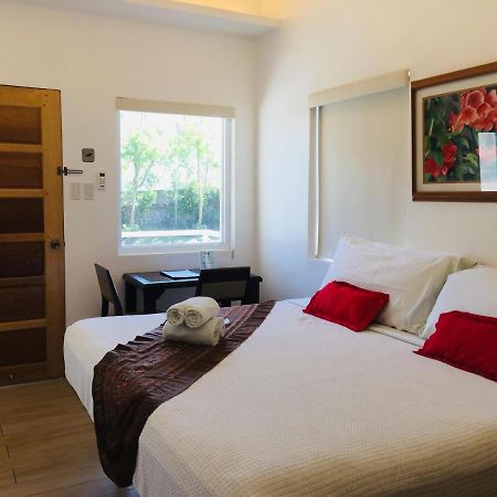 The Carmelence Lodge Tagaytay City Екстериор снимка