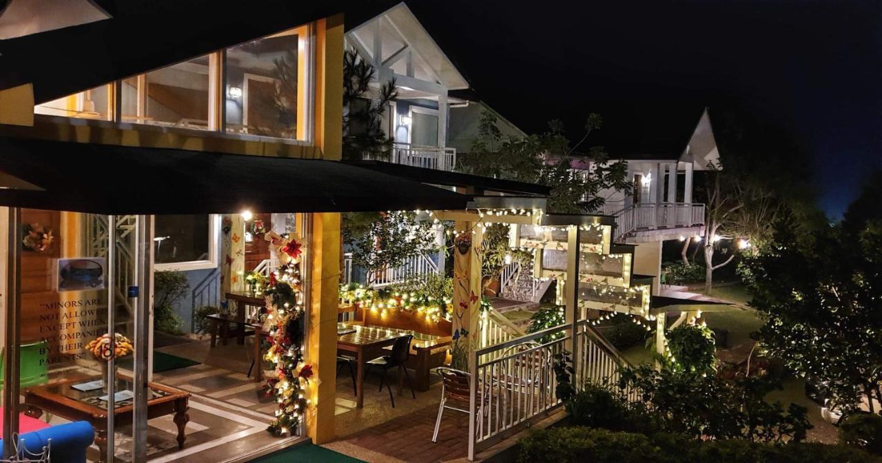The Carmelence Lodge Tagaytay City Екстериор снимка