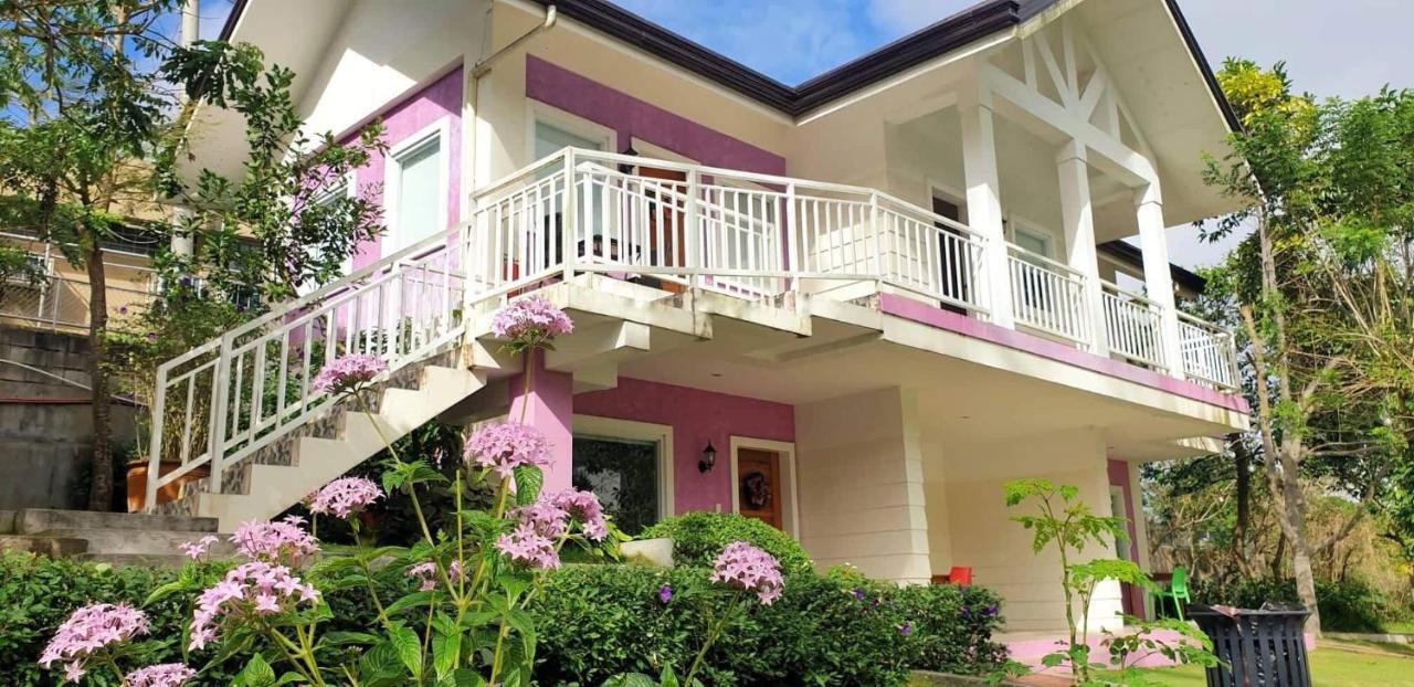 The Carmelence Lodge Tagaytay City Екстериор снимка